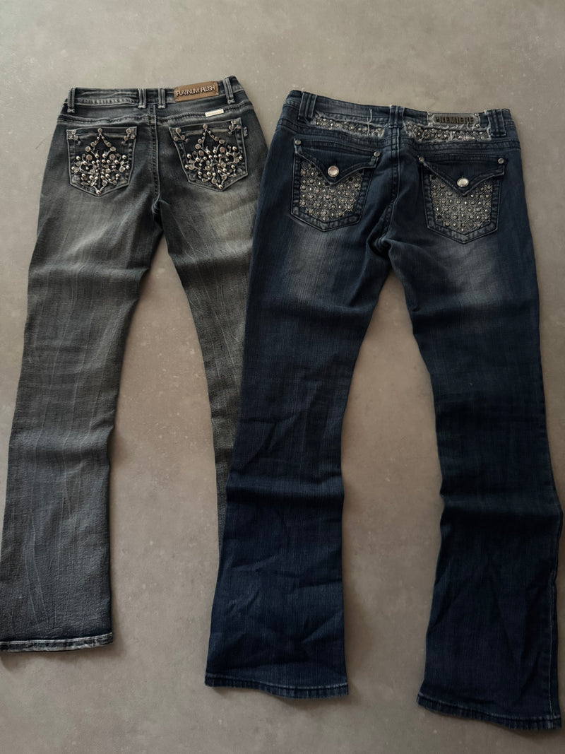 <p>Y2K Jeans&nbsp;</p>